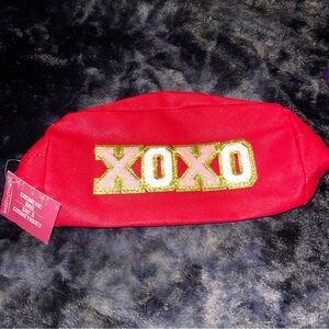 Sassy+chic makeup bag